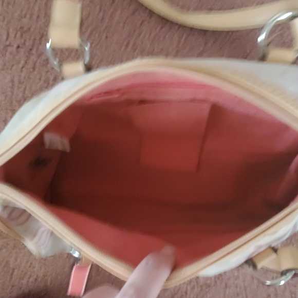 Purse - Picture 2 of 2